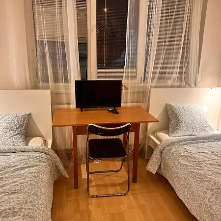 Hostel A Parkovani Turgenevova - Olomoucka *