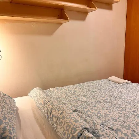 Vandrarhem Apartmans And With Parking Turgenevova - Olomoucka