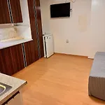Apartmans And With Parking Turgenevova - Olomoucka Hostel