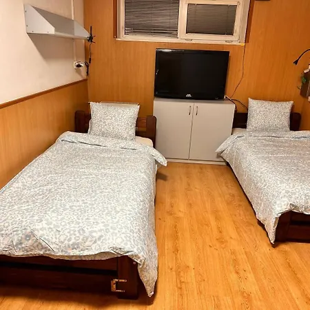 Apartmans And With Parking Turgenevova - Olomoucka Brünn (Brno)