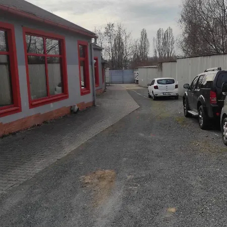 Ostello Apartmans And With Parking Turgenevova - Olomoucka Brno