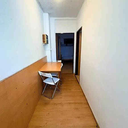 Low Cost Apartments And Hostel With Free Parking Hostel Brno