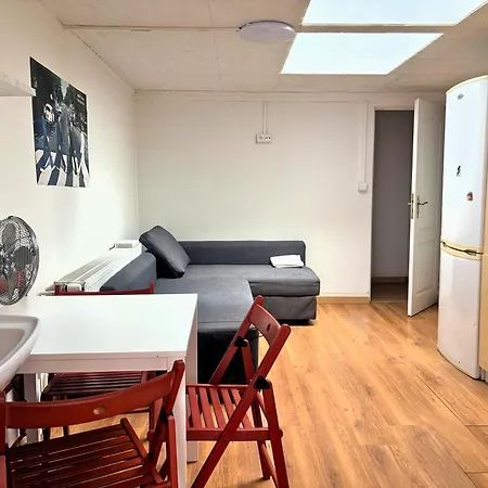Low Cost Apartments And Hostel With Free Parking Hostel Brno